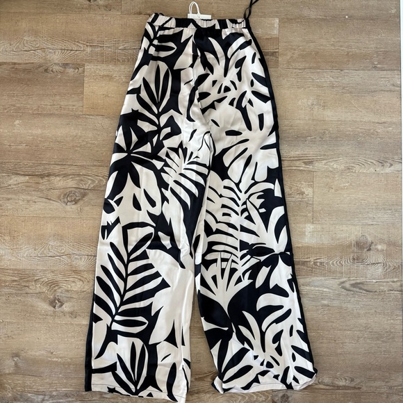 Seven Wonders Turner Pants - Picture 5 of 6